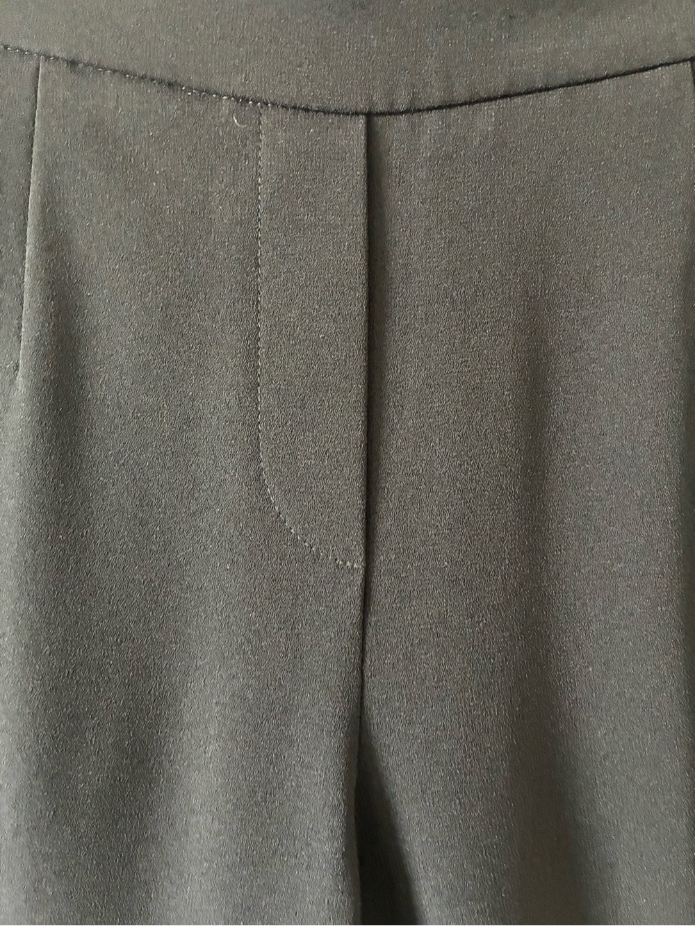 Babaton Aritzia Cohen Black Cropped Tapered Pants Size 2 - Picture 6 of 7